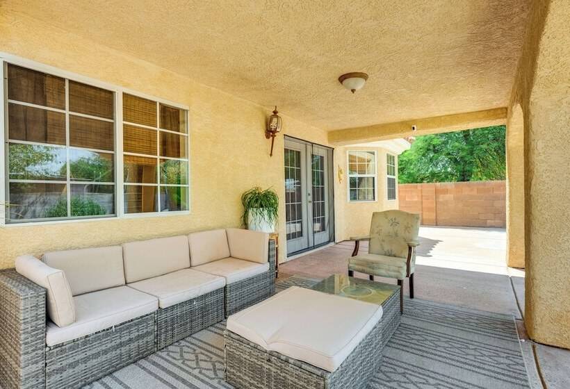 Spacious Mesquite Home ~ 3 Mi To Golf Courses!