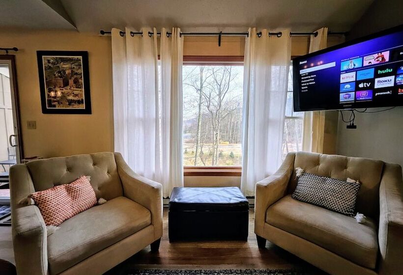 Summit Serenity By Avantstay Central Location W/ Mountain Views & Deck