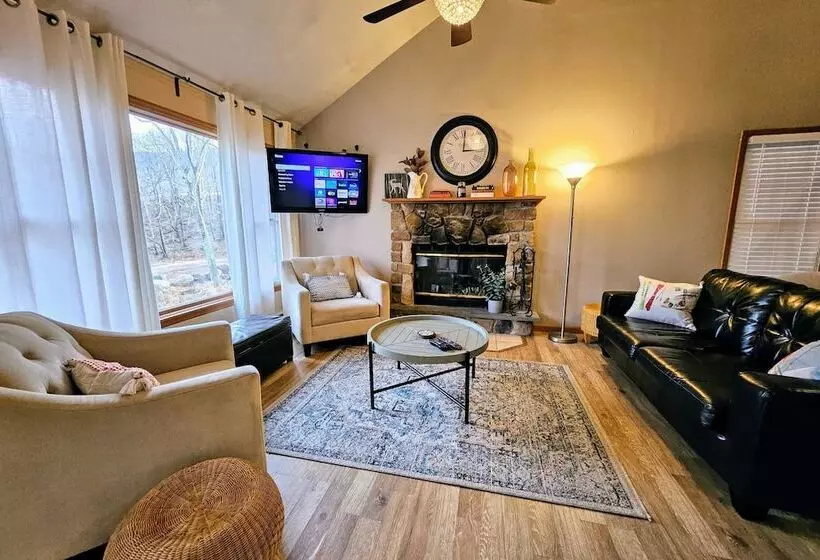 Summit Serenity By Avantstay Central Location W/ Mountain Views & Deck