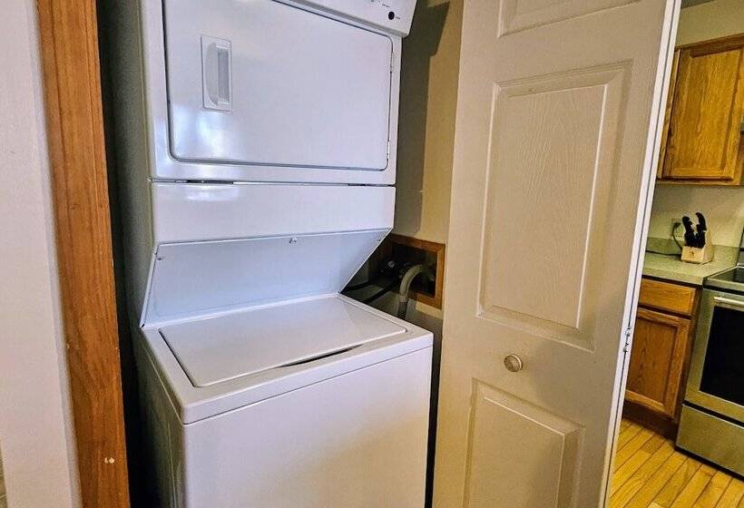 Summit Serenity By Avantstay Central Location W/ Mountain Views & Deck