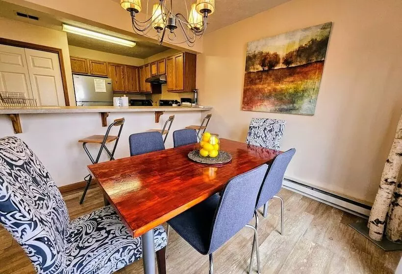 Summit Serenity By Avantstay Central Location W/ Mountain Views & Deck