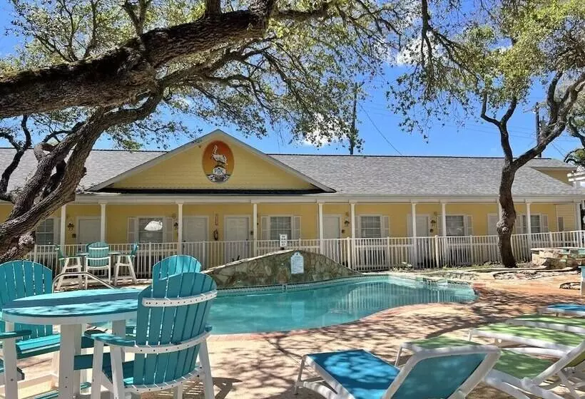 Pelican Bay Resort
