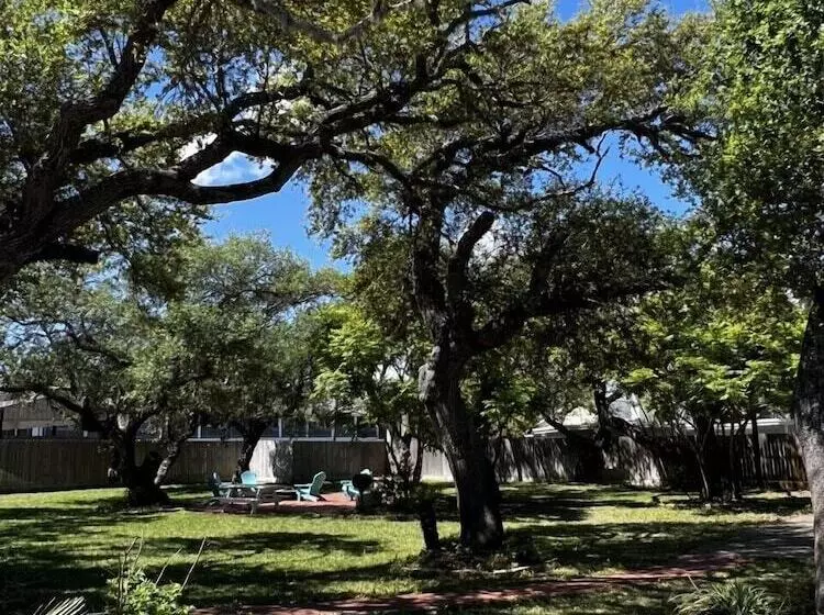 Pelican Bay Resort