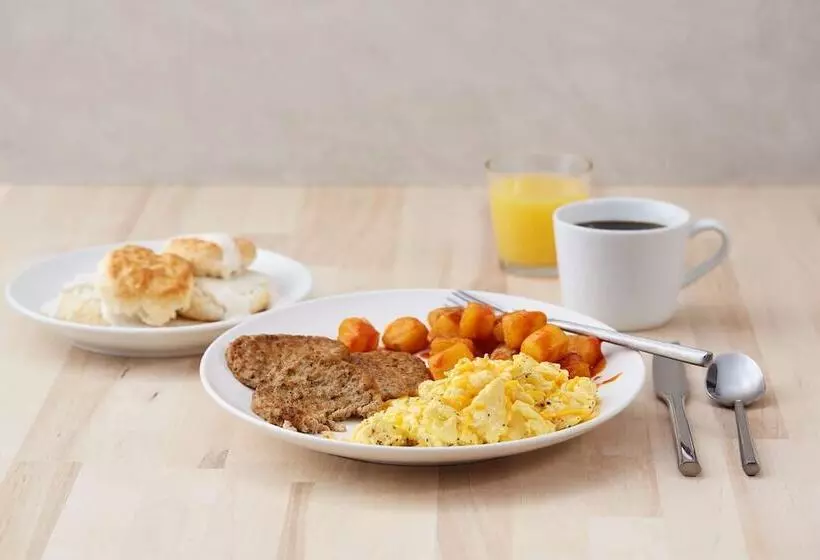 Hotelli Drury Inn & Suites Fort Myers Airport Fgcu
