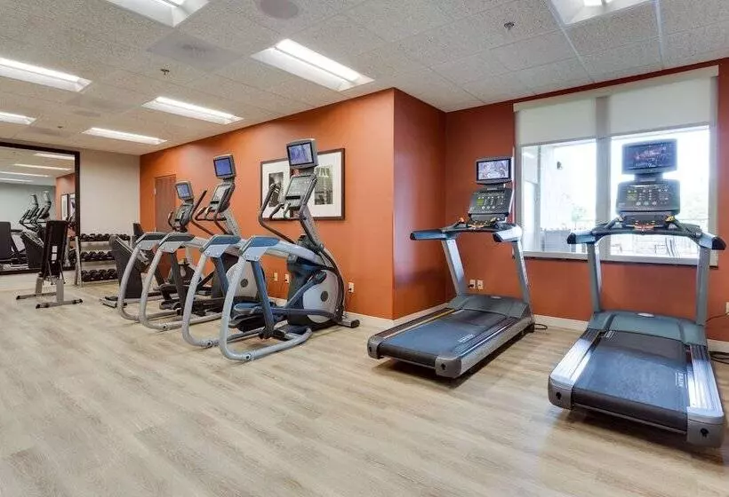 Hotelli Drury Inn & Suites Fort Myers Airport Fgcu