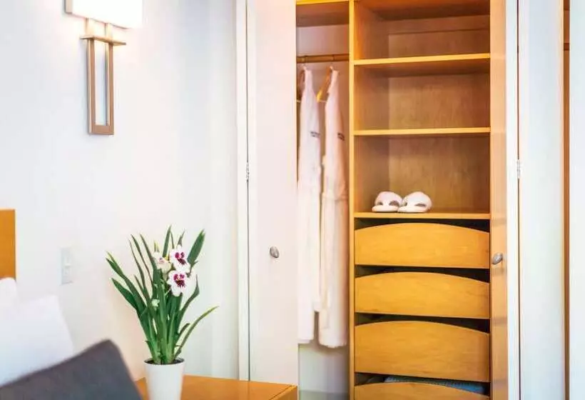 Duchamp Hotel Private Suites
