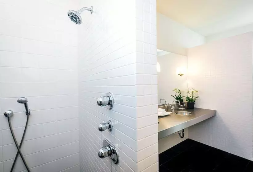 Duchamp Hotel Private Suites