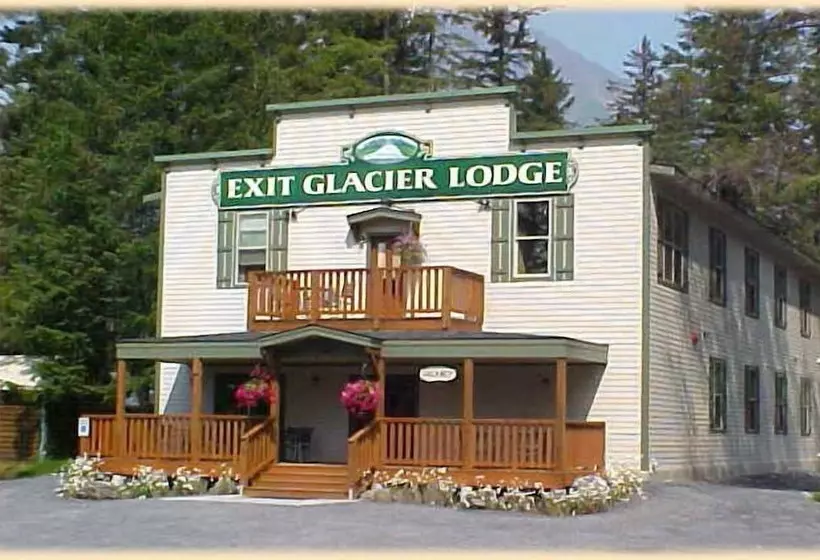 ホテル Exit Glacier Lodge