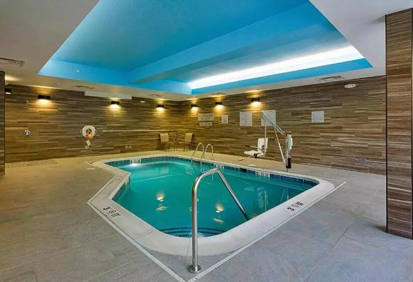 ホテル Fairfield Inn & Suites By Marriott Abingdon