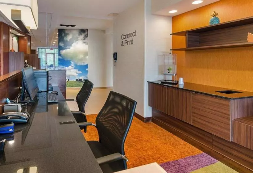ホテル Fairfield Inn & Suites By Marriott Abingdon
