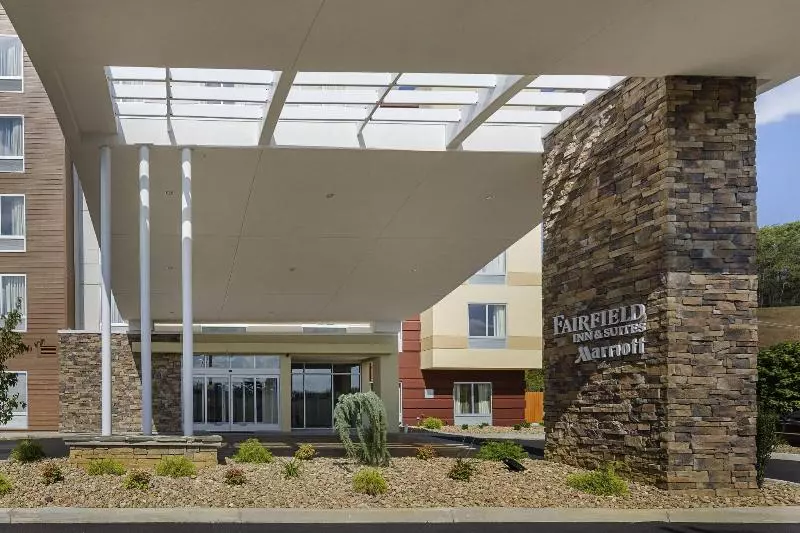 ホテル Fairfield Inn & Suites By Marriott Abingdon