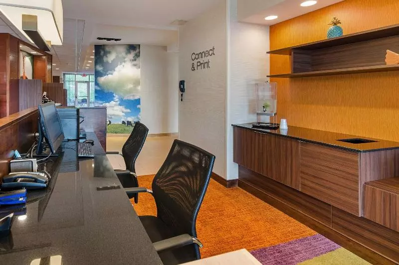 ホテル Fairfield Inn & Suites By Marriott Abingdon
