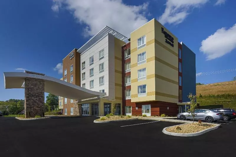 ホテル Fairfield Inn & Suites By Marriott Abingdon