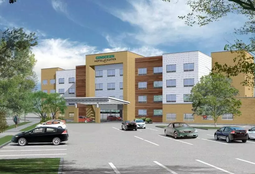 Gundersen Hotel & Suites