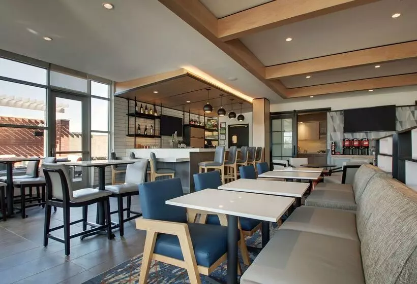 Hotelli Hyatt House Oak Brook
