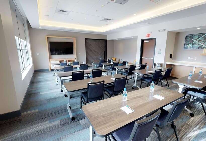 בית מלון כפרי Hyatt House Oak Brook