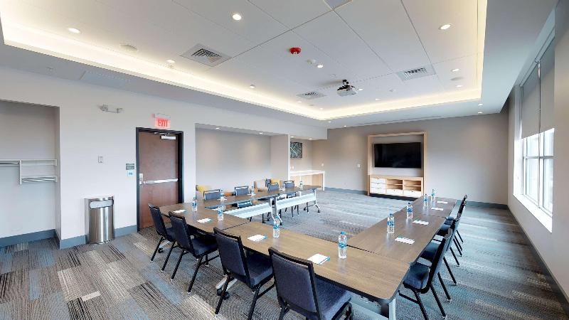 בית מלון כפרי Hyatt House Oak Brook