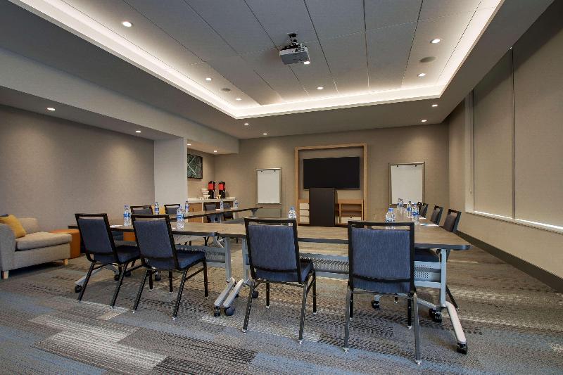 בית מלון כפרי Hyatt House Oak Brook