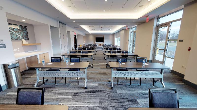 בית מלון כפרי Hyatt House Oak Brook