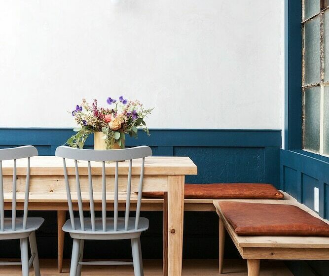 Lokal Hotel Old City