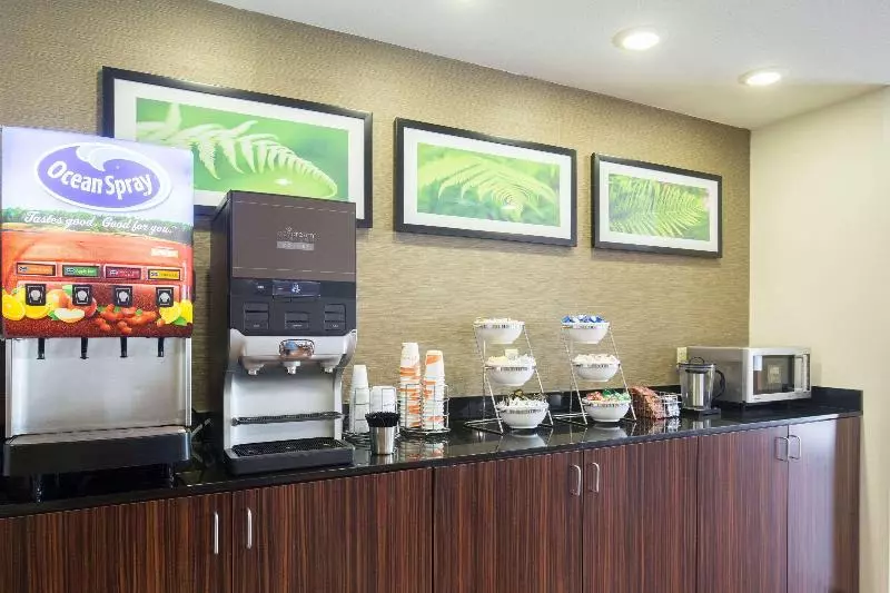 ホテル Sleep Inn & Suites