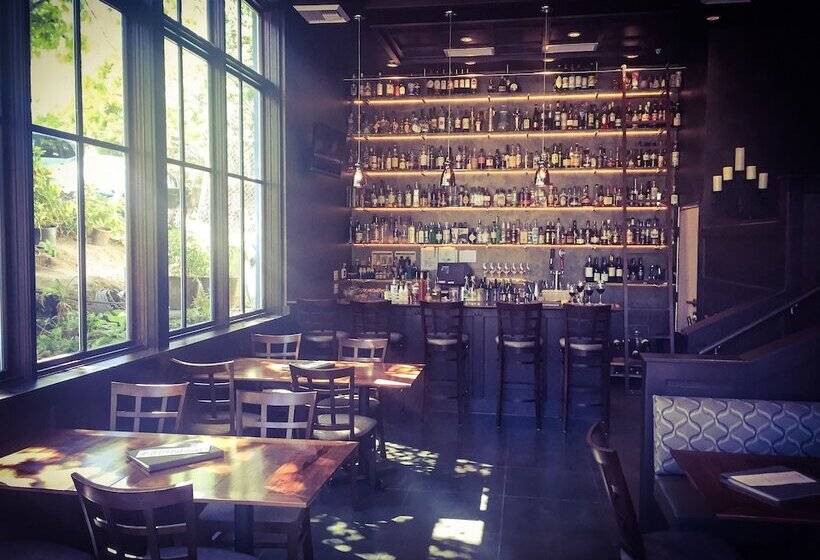 酒店 Winchester Inn