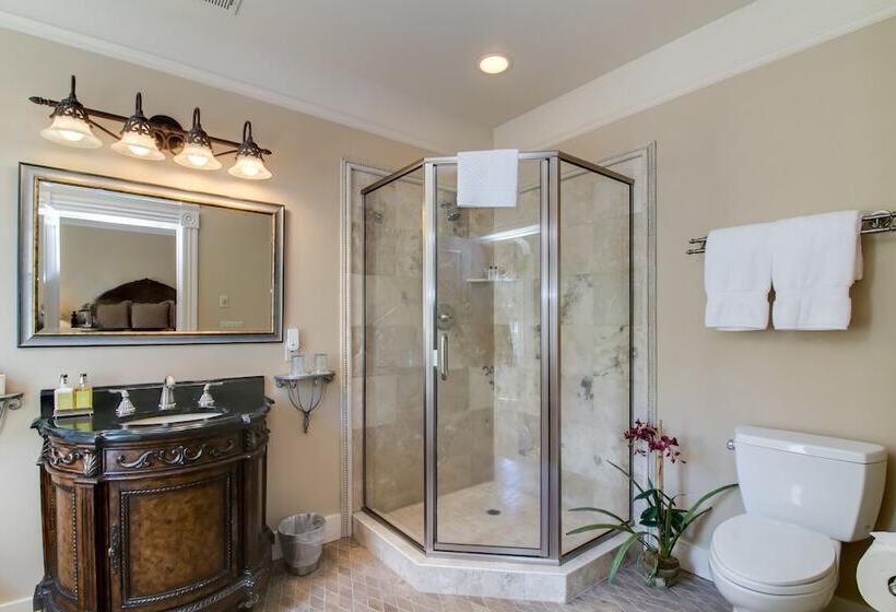 酒店 Winchester Inn