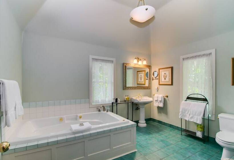 酒店 Winchester Inn