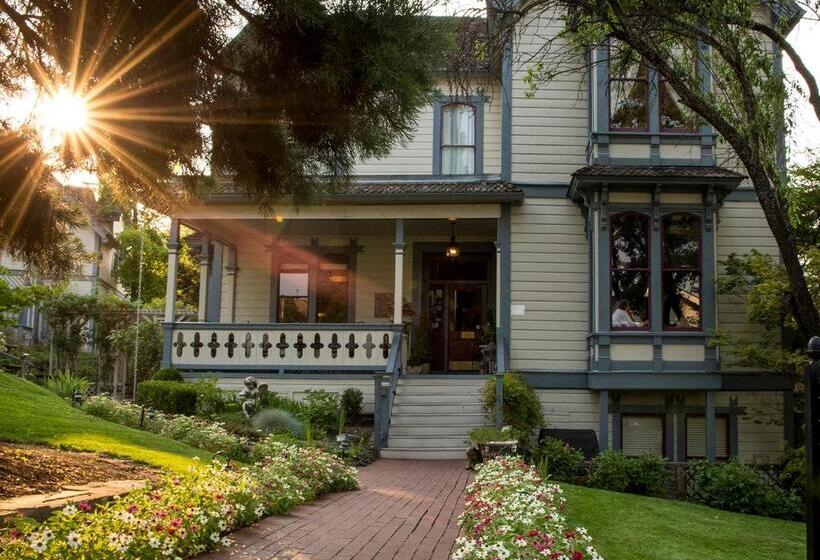 酒店 Winchester Inn