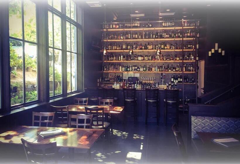 酒店 Winchester Inn