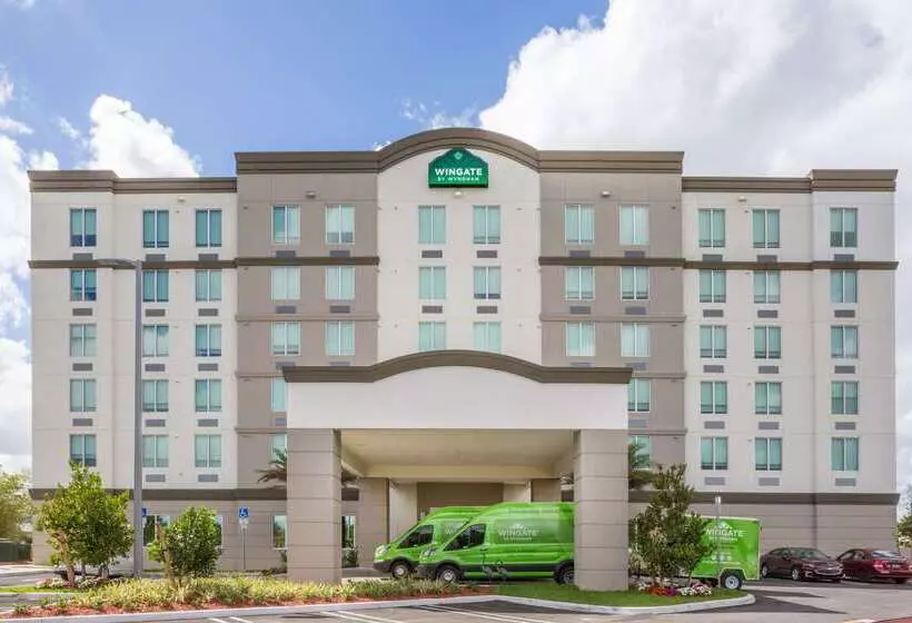 ホテル Wingate By Wyndham Miami Airport