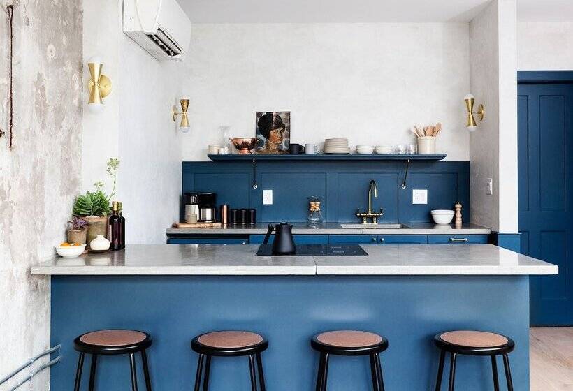 Lokal Hotel Old City