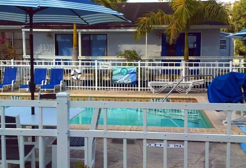 The Rivers Edge Motel