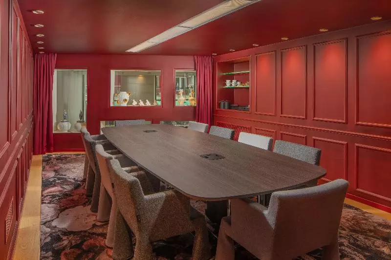 ホテル Kimpton Bem Budapest, An Ihg