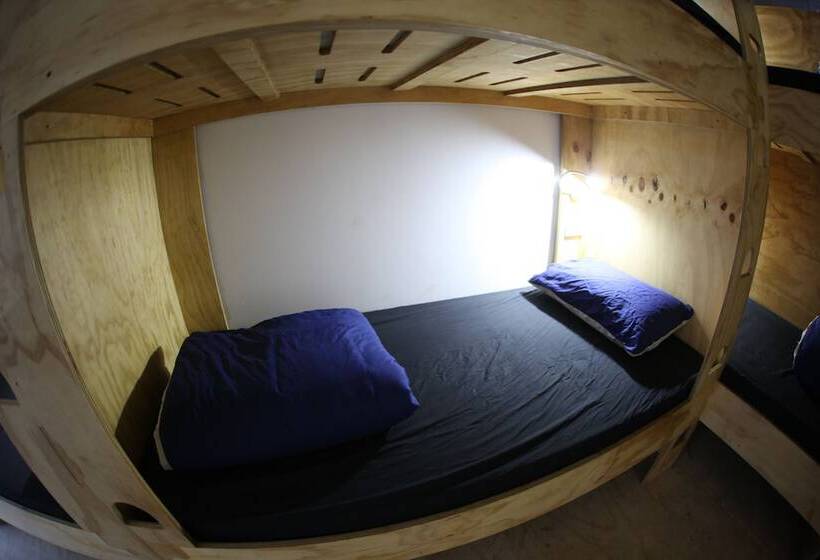 旅馆 Adventure Inn Marahau