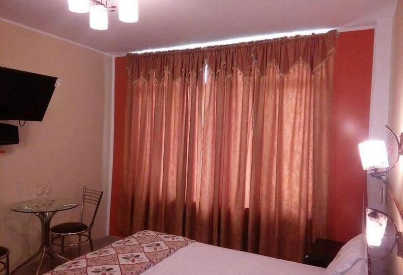 הוסטל Paradisse