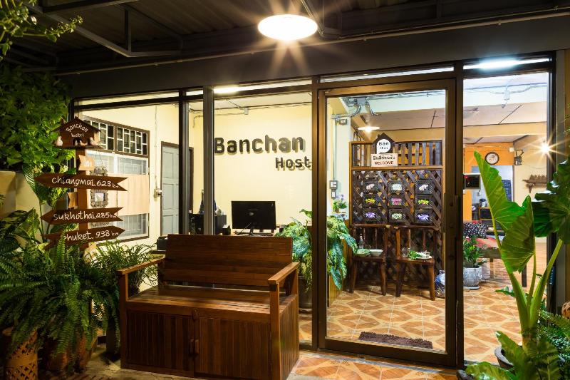 Banchan Hostel