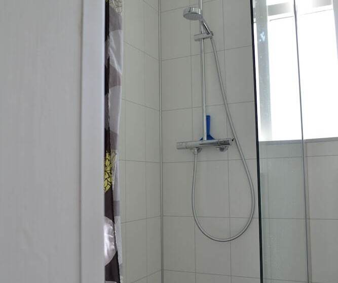 تختخواب و صبحانه Dalakot Búdardal