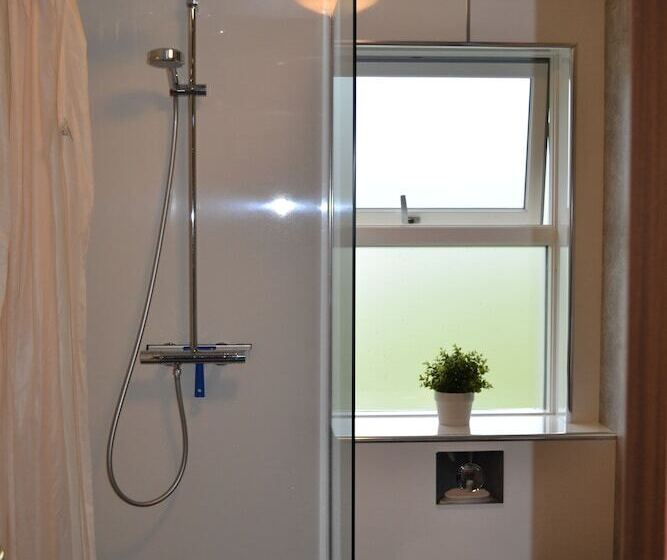 تختخواب و صبحانه Dalakot Búdardal