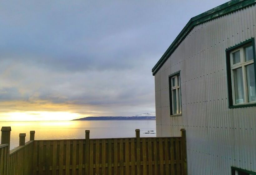 تختخواب و صبحانه Dalakot Búdardal