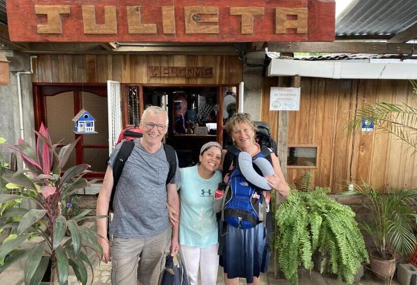 Hostel Julieta