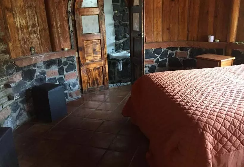 ホテル Cabañas El Tata