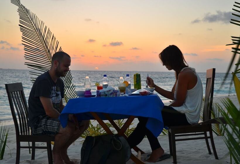 هتل Holiday Haven Ukulhas