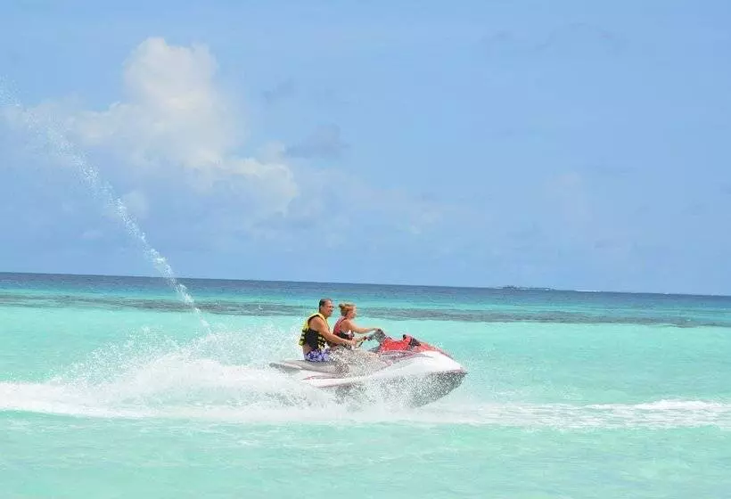 هتل Holiday Haven Ukulhas