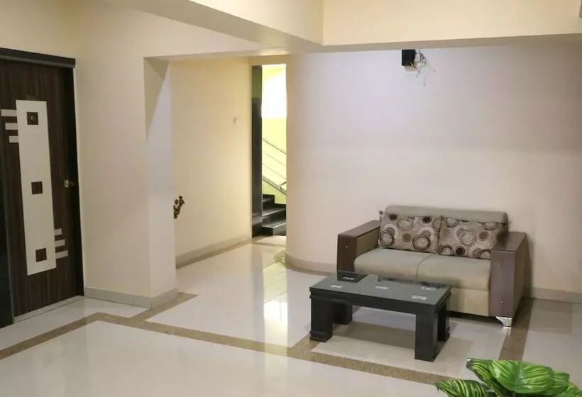 ホテル Igatpuri Hills Retreat