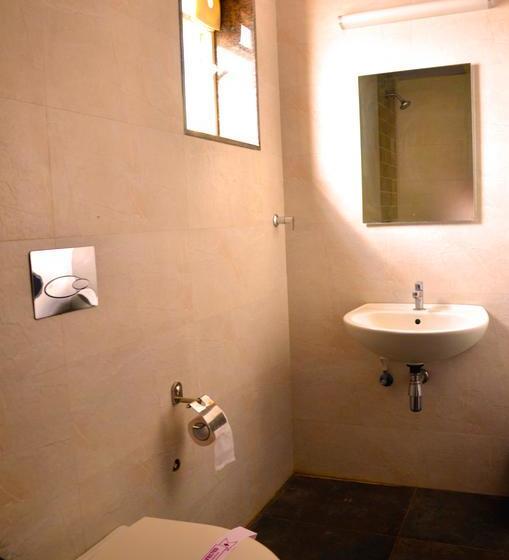 ホテル Jagdish Residency