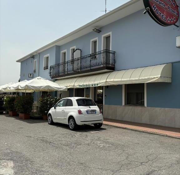 ホテル Ristorante Amalfitana