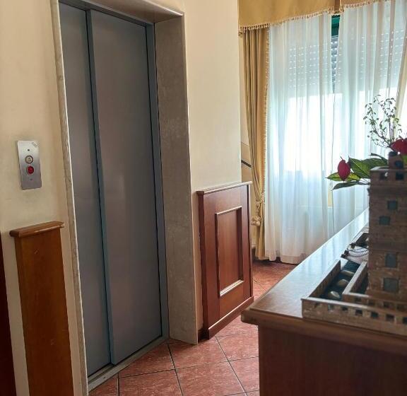 ホテル Ristorante Amalfitana