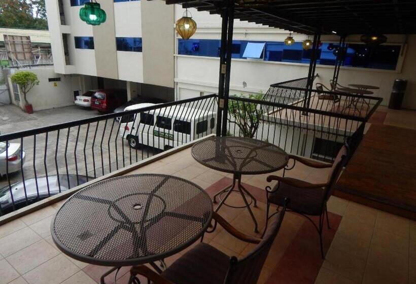 The Alpa Hotel And Restaurant