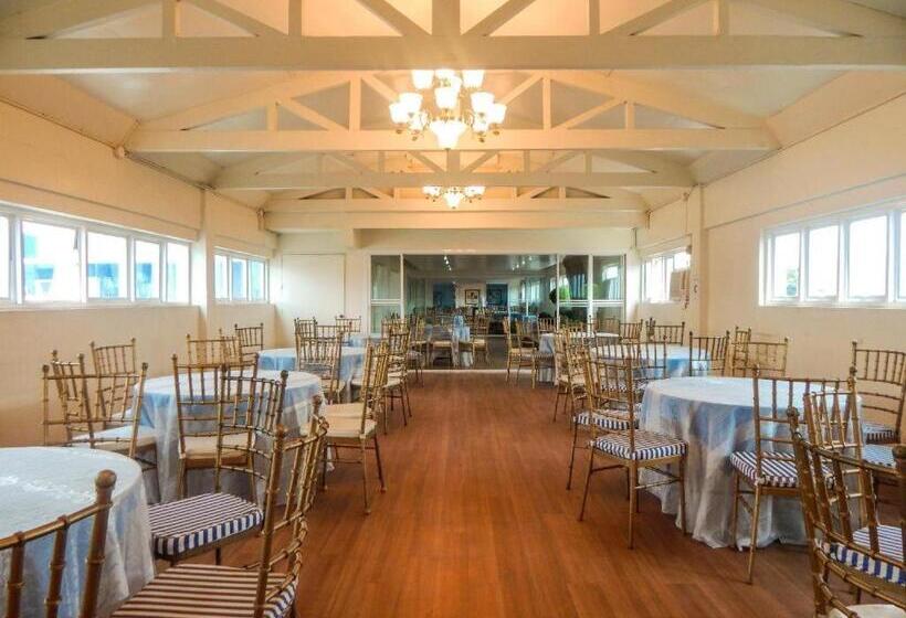 The Alpa Hotel And Restaurant